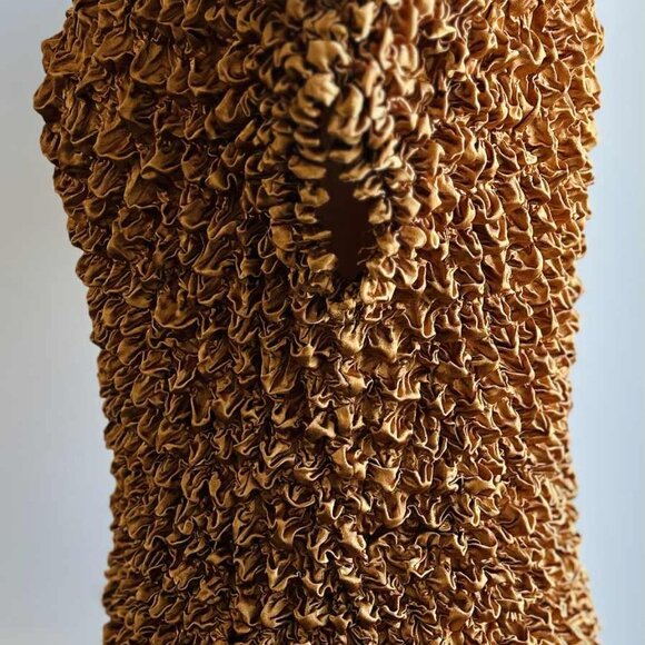 Vintage Radiance Antique Gold Silk-Blend Popcorn Crinkle Stretch Top – US M - Picture 6 of 13